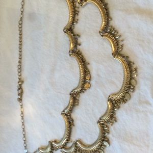 Goldtone necklace